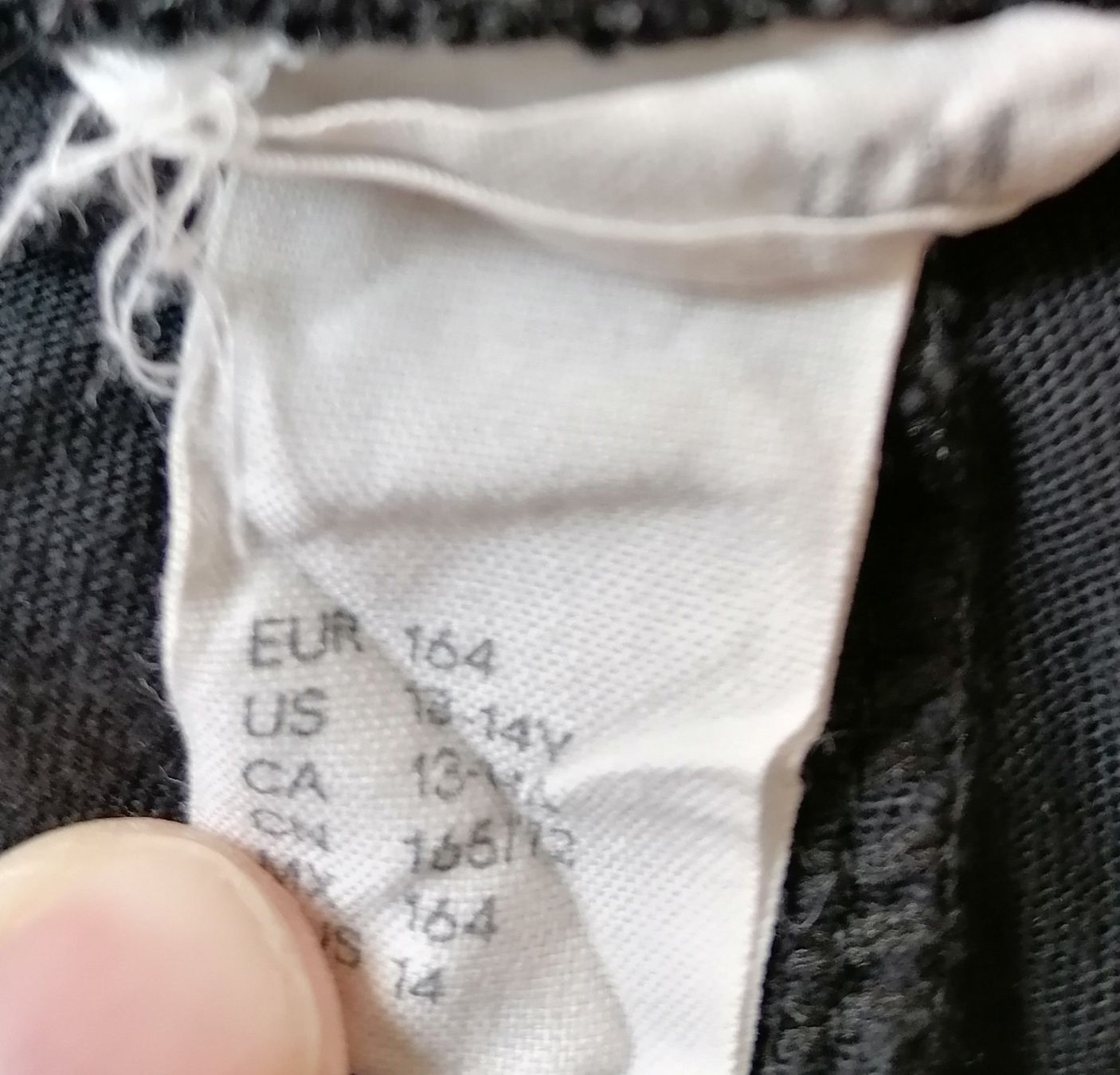 Pantaloni: Short – Usato da Montcherand venduto da petiteoune75 3