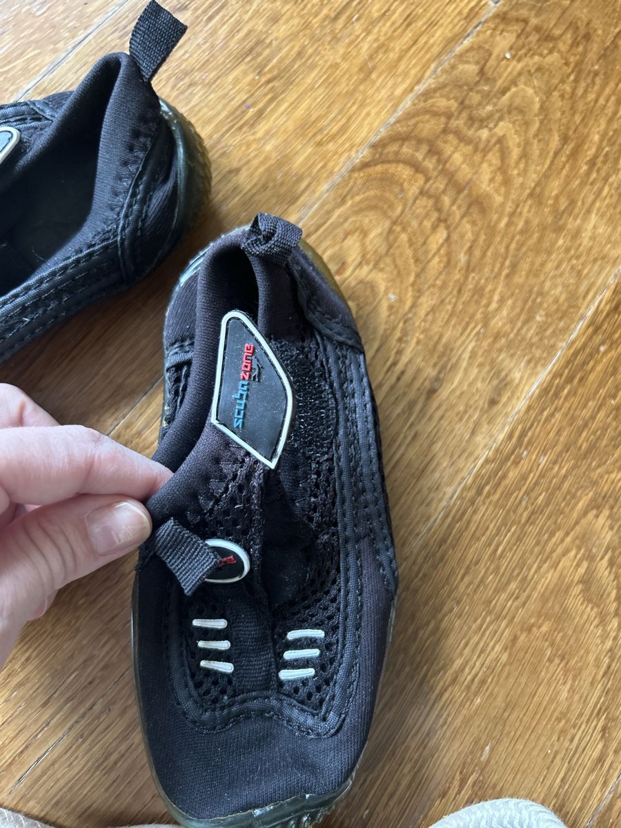 Schuhe für Jungen: Scuba Badeschuhe Gr. 26 – Gebraucht aus Birmensdorf ZH von LXro 4