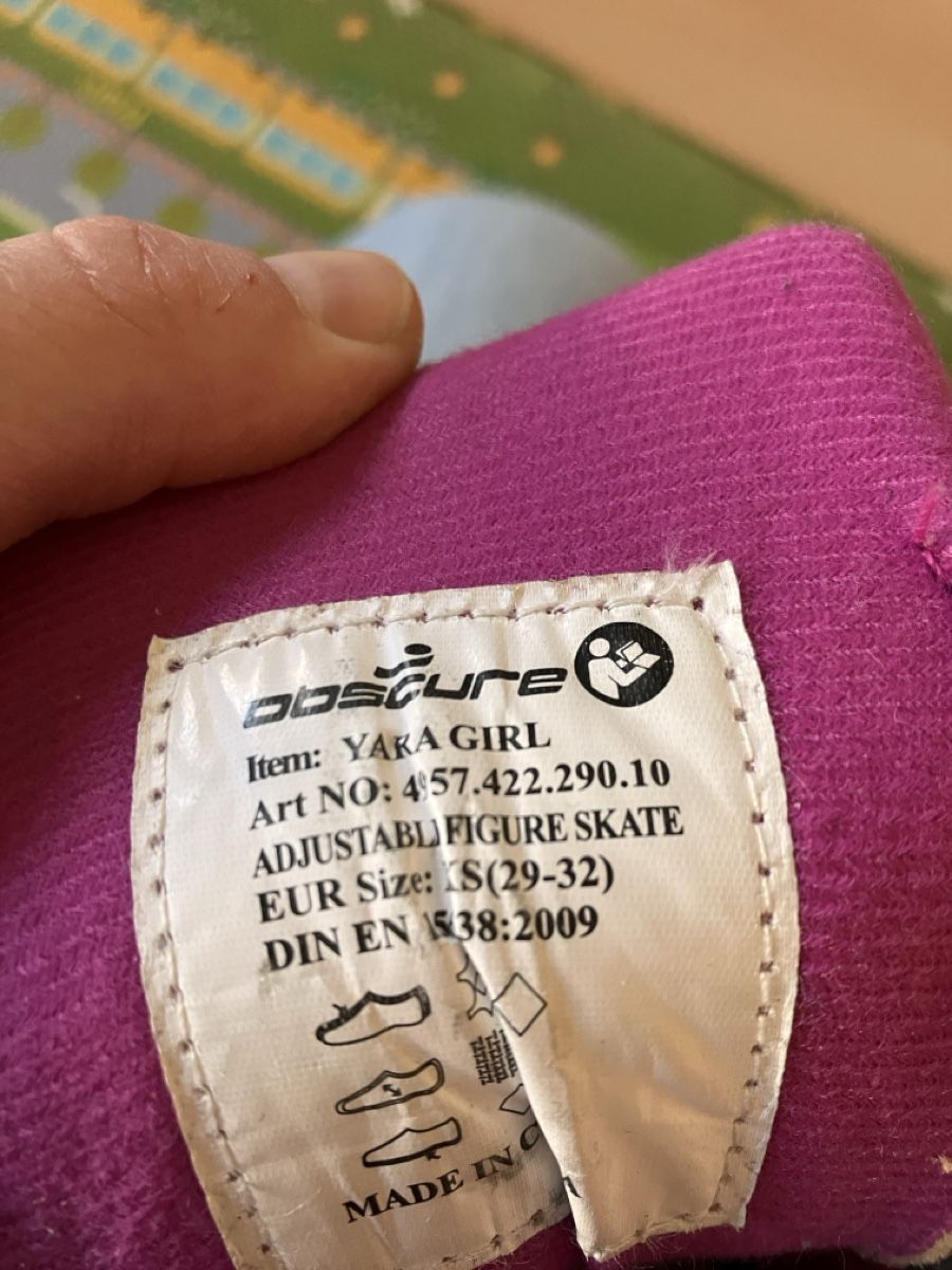 Pattini da ghiaccio: Schlittschuhe 29-32 – Usato da Hinwil venduto da Birebaum_1 2
