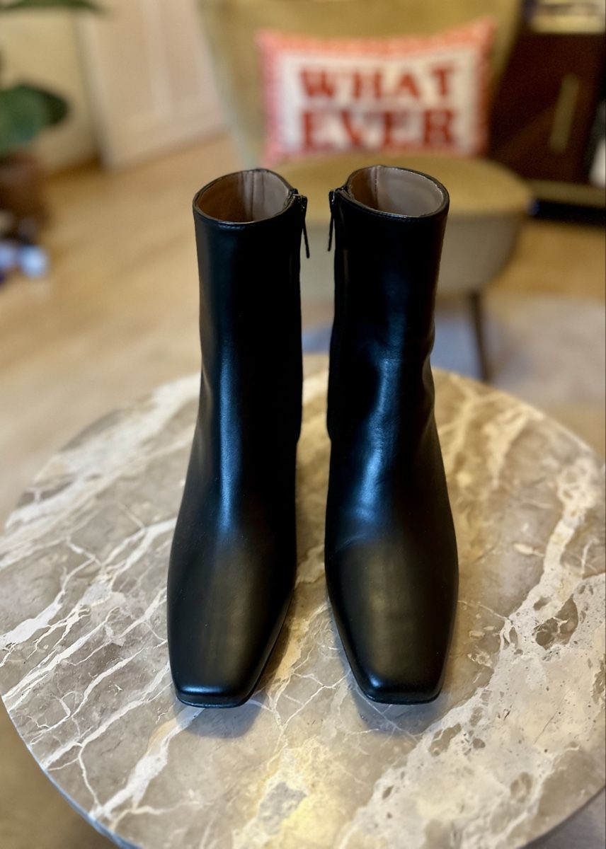 Scarpe da donna: Flattered Stiefeletten CAY Gr. 38 schwarz – Nuovo (secondo la descrizione) da Zürich venduto da TheaVMO 1