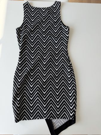 Dress, Black White Zigzag, Size 8