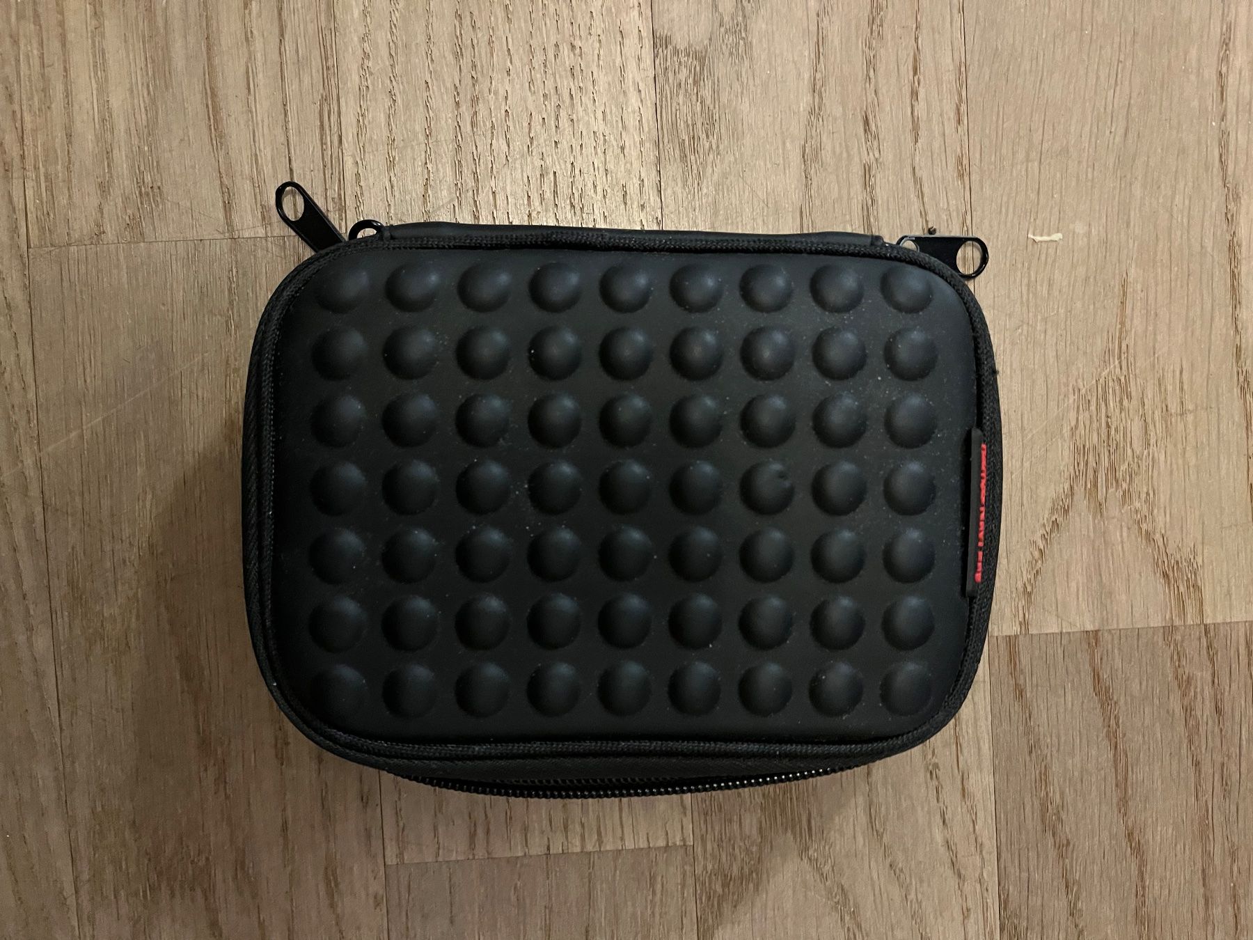 Hama Cover & Protezioni schermo: Navi Schutzhülle – Usato da Winterthur venduto da gia_8tbw