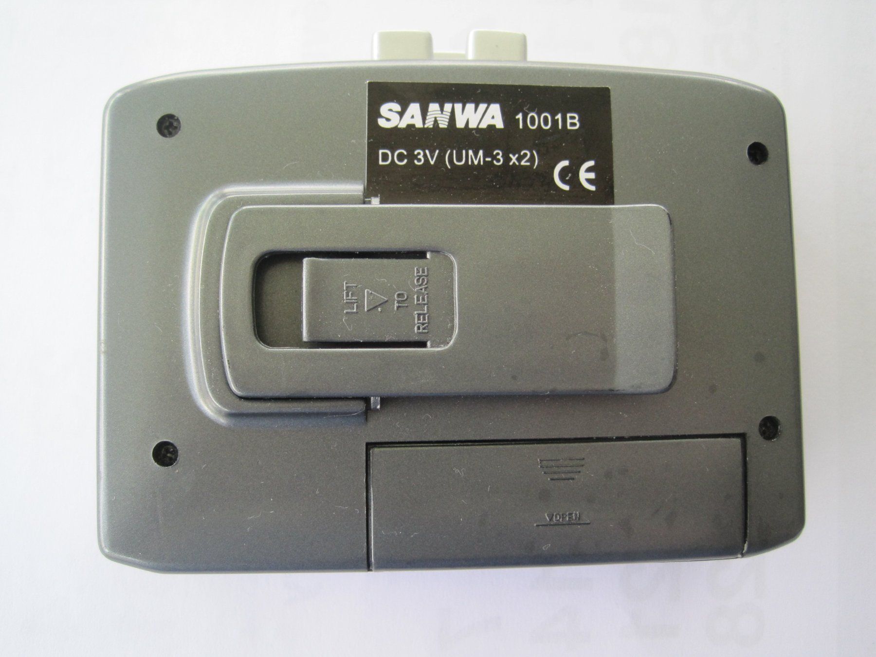 Lecteur media portable: Sanwa Stereo Cassetten Player – D'occasion à Schachen LU par moepsli5 1