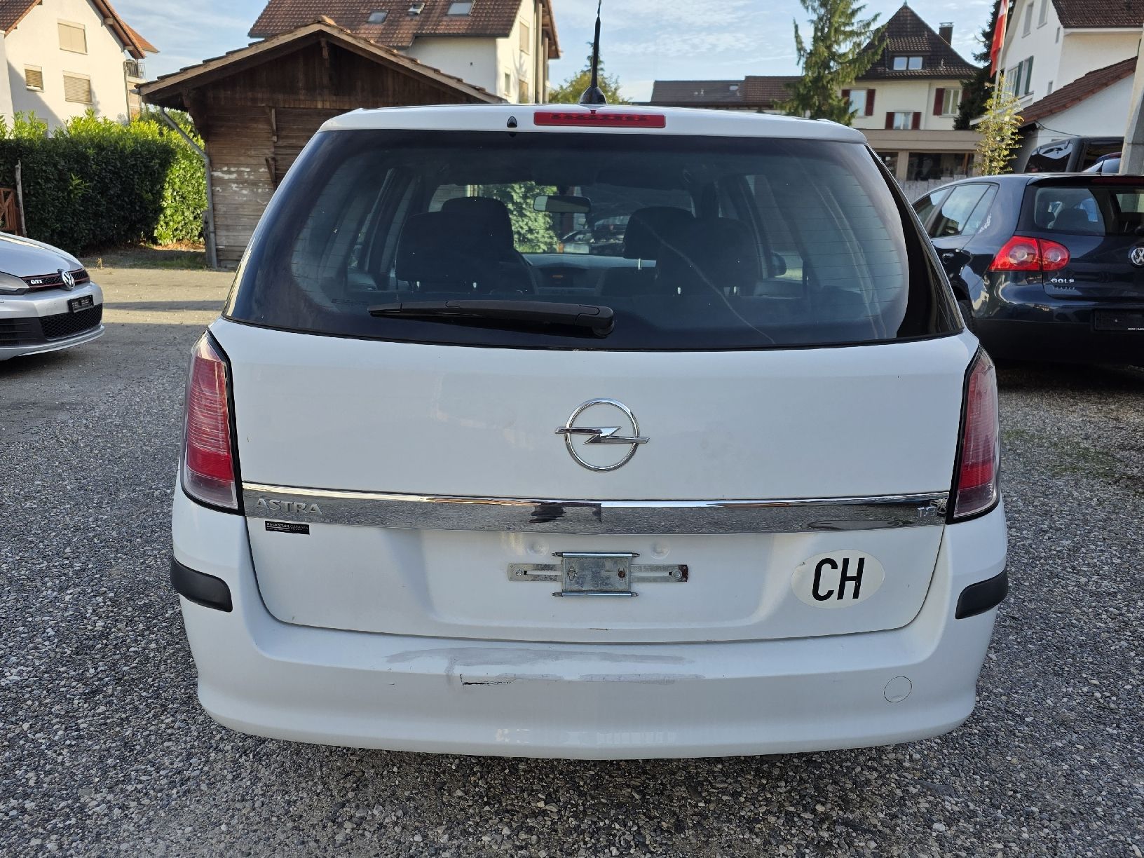 Opel Automobili: Opel Astra H18 Cvan ab Platz – Usato da Schafisheim venduto da onezillion 4