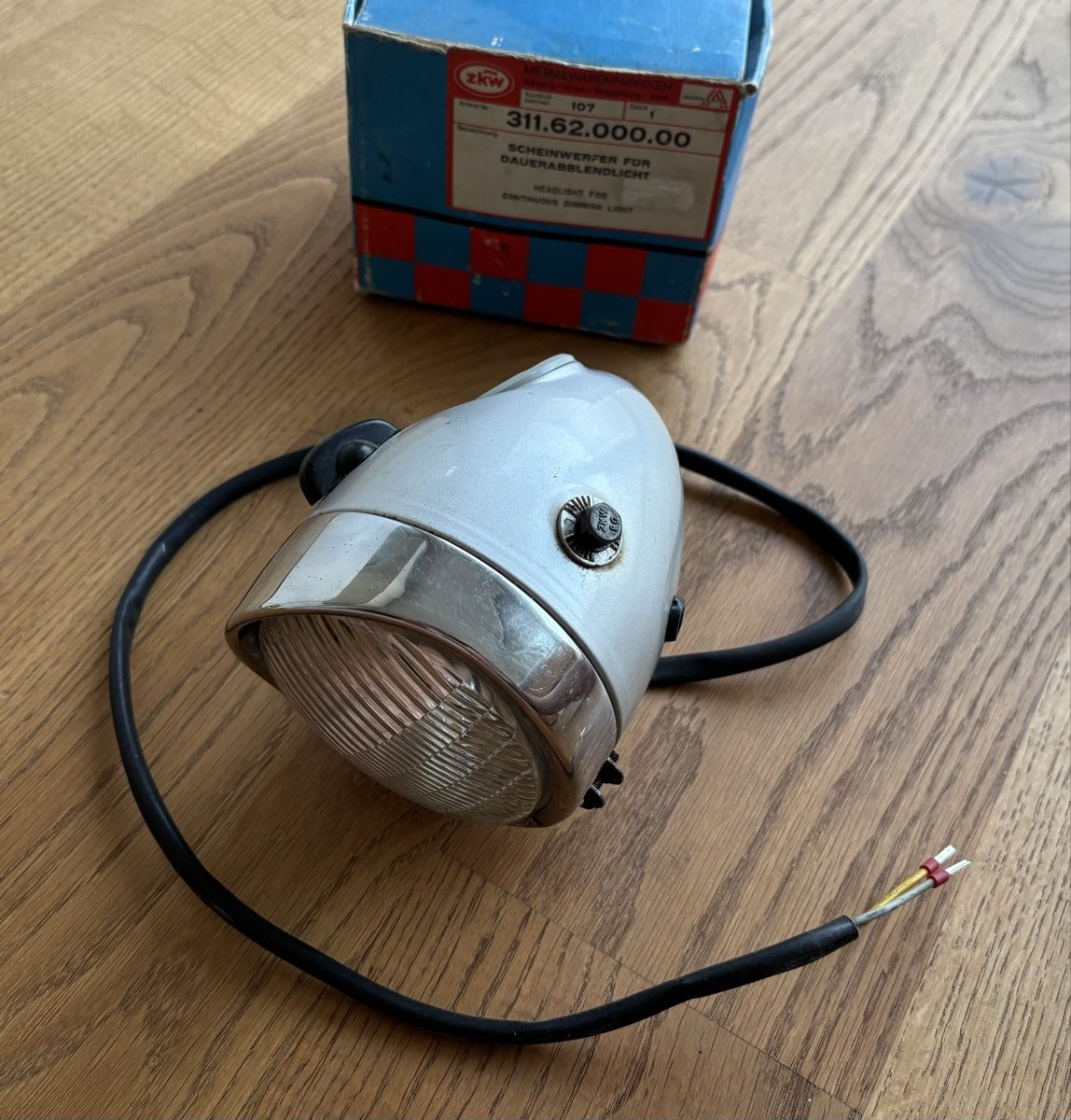 Puch Mofas: ZKW Puch Maxi-N Eierlampe ORIGINAL – Gebraucht aus Gerlafingen von alpenbrevet