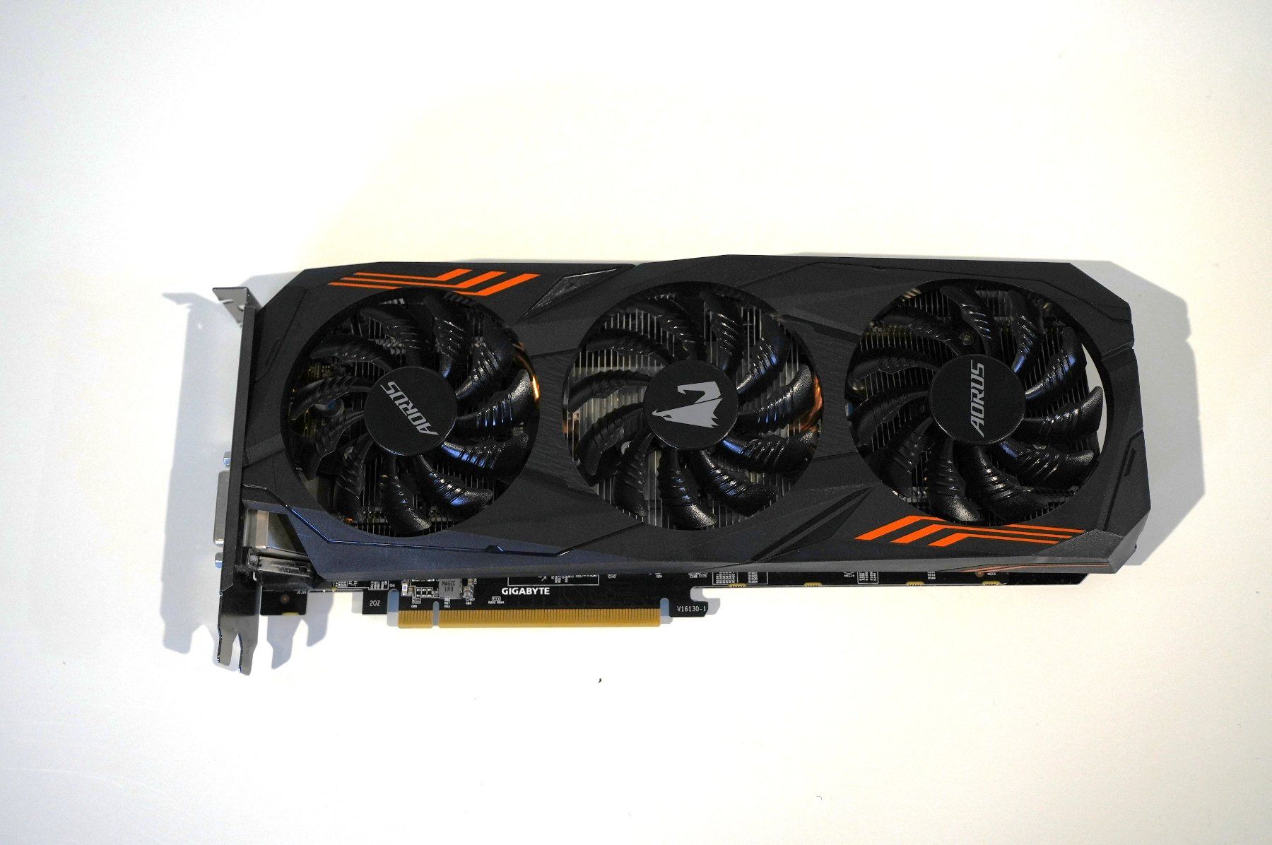 Gigabyte Schede grafiche: GeForce GTX 1060 Aorus Grafikkarte – Usato da Pfyn venduto da maagja
