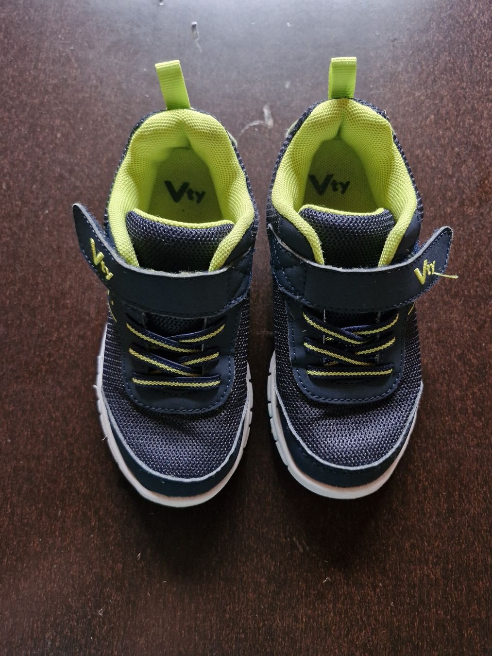 Dosenbach Scarpe per ragazzi: Sneaker blau Gr.28 – Usato da Disentis/Mustér venduto da epa_862v