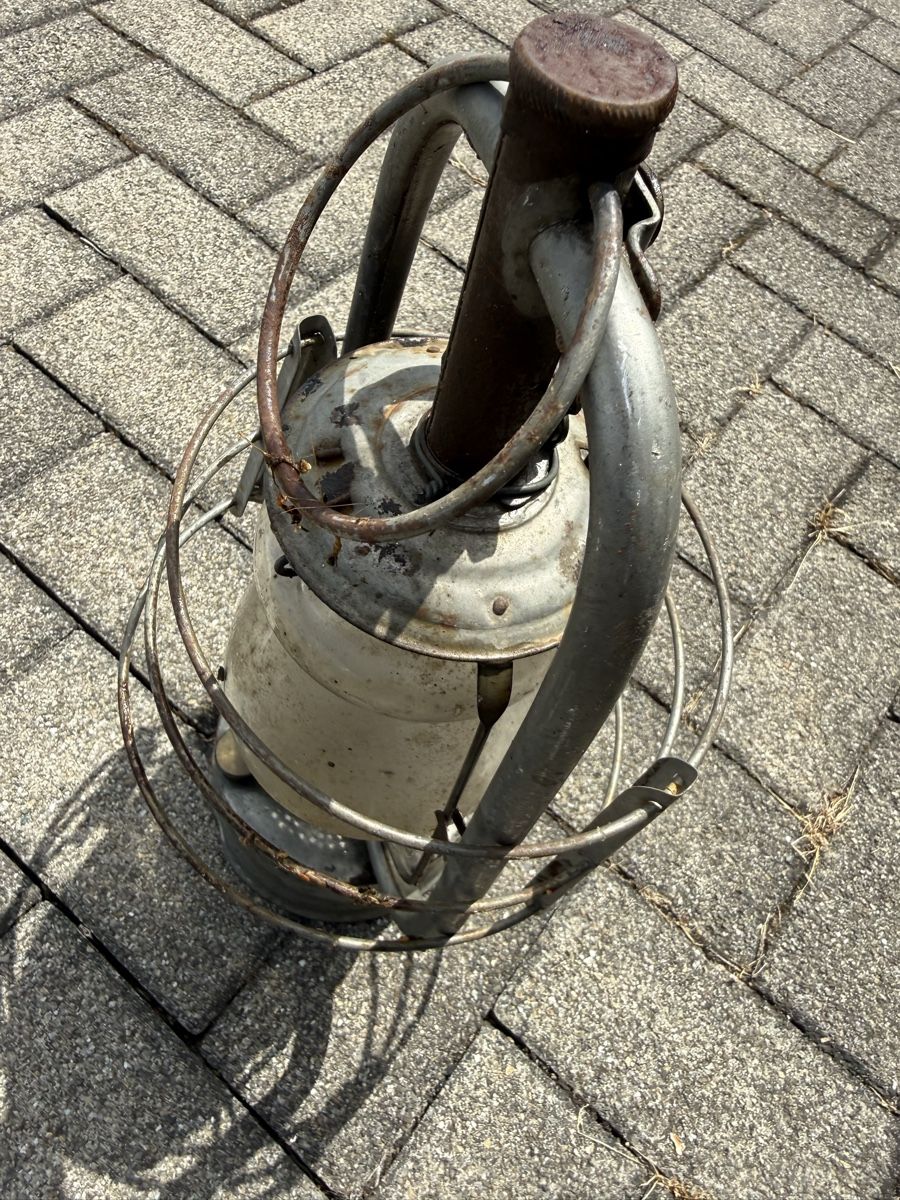 Lampes anciennes: Sturmlaterne Metall Glas gebraucht – D'occasion à BASEL par zum_schneugge 5