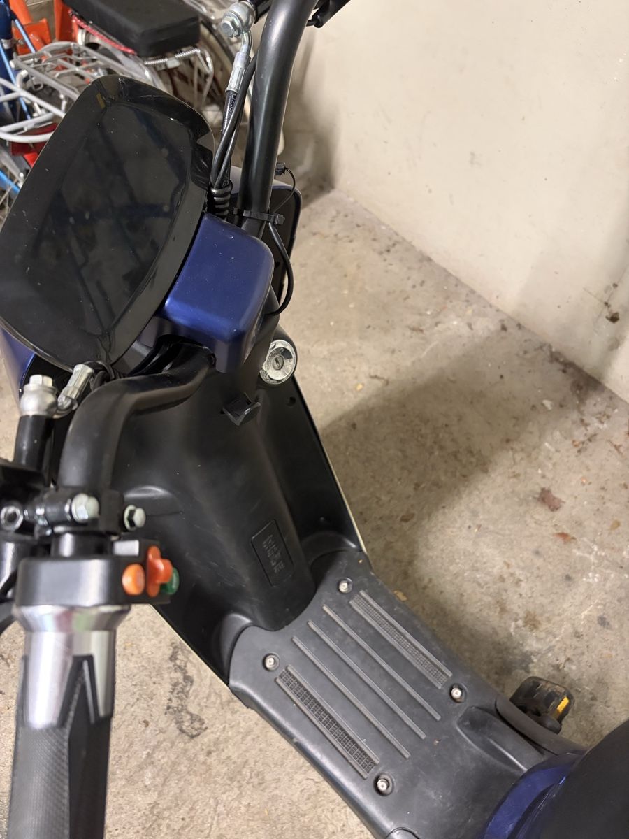Elektromobile: Defekter E-Roller  – Defekt aus solothurn von Alice72 2