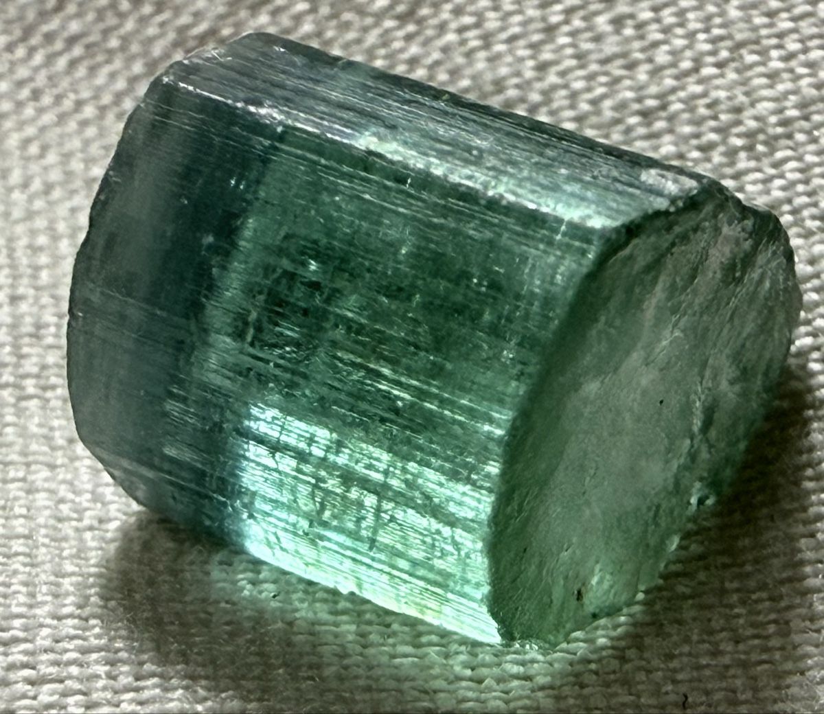 Minéraux & Lithothérapie: Turmalin 6,5ct – Neuf (Voir description) à Oberhof par RealStone 7