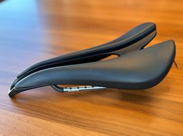 Selle SMP EVO PLUS Carbon Sattel