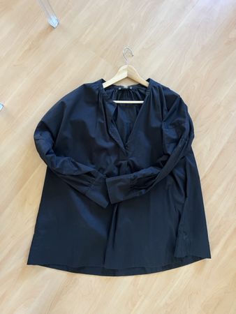 Cos Damen Bluse schwarz Oversize Gr 42 neuwertig