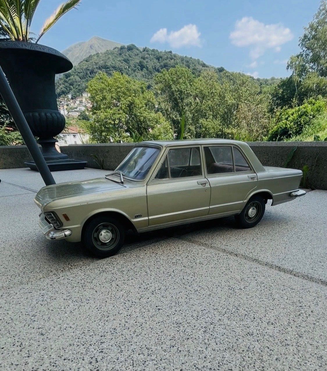 Pocher Modellautos: Pocher Fiat 130 – Gebraucht aus Tesserete von W112man