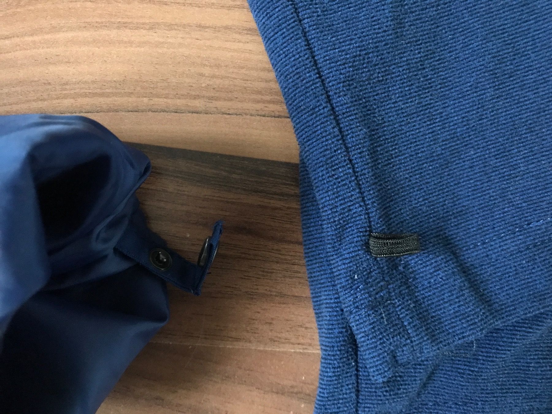 Jacken & Mäntel: Regenjacke Gr. 158 – Gebraucht aus Dozwil von  5