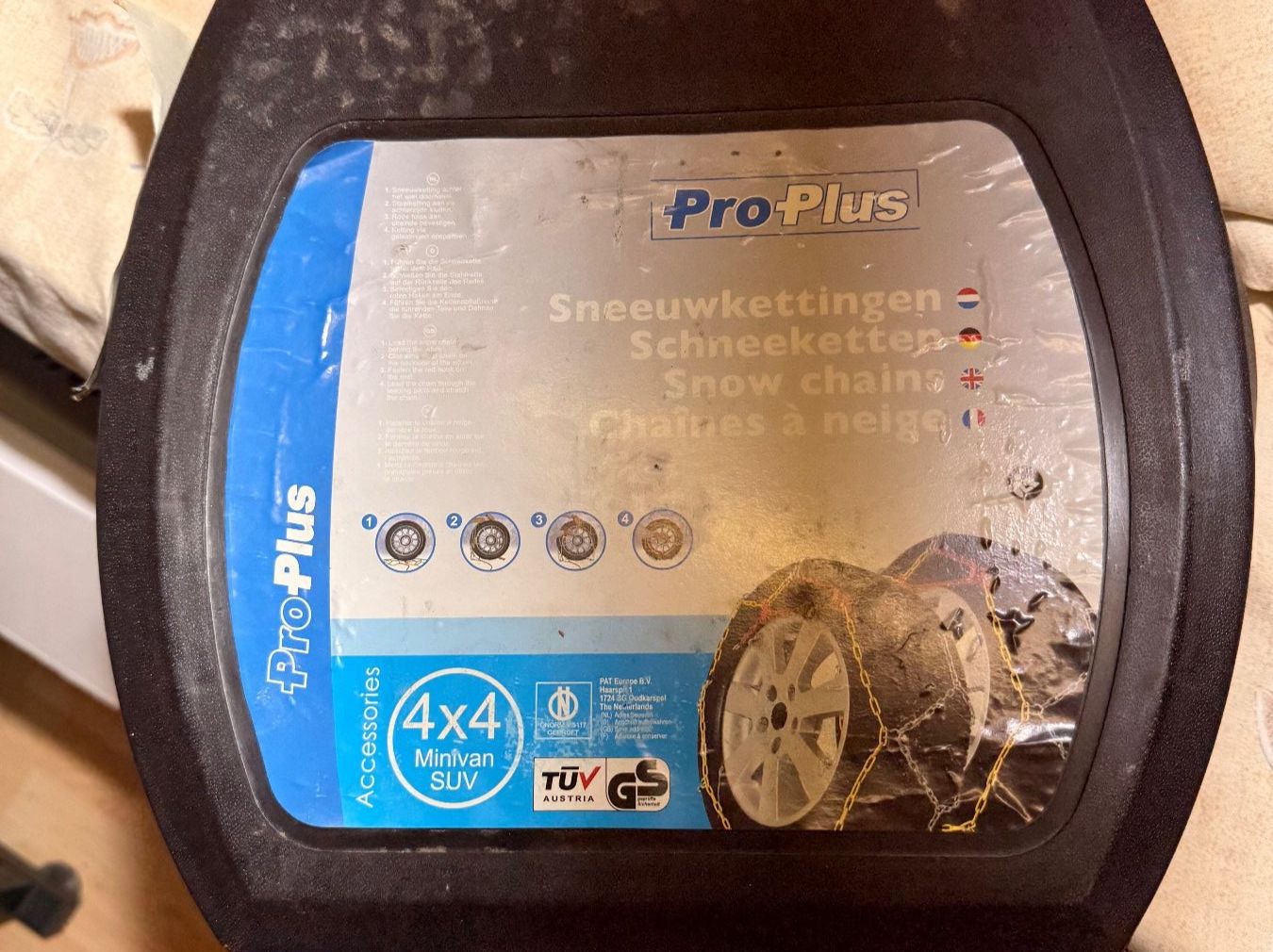 Catene da neve: Schneeketten ProPlus 4x4 SUV, neuwertig! – Usato da Pragg-Jenaz venduto da Gigolo60