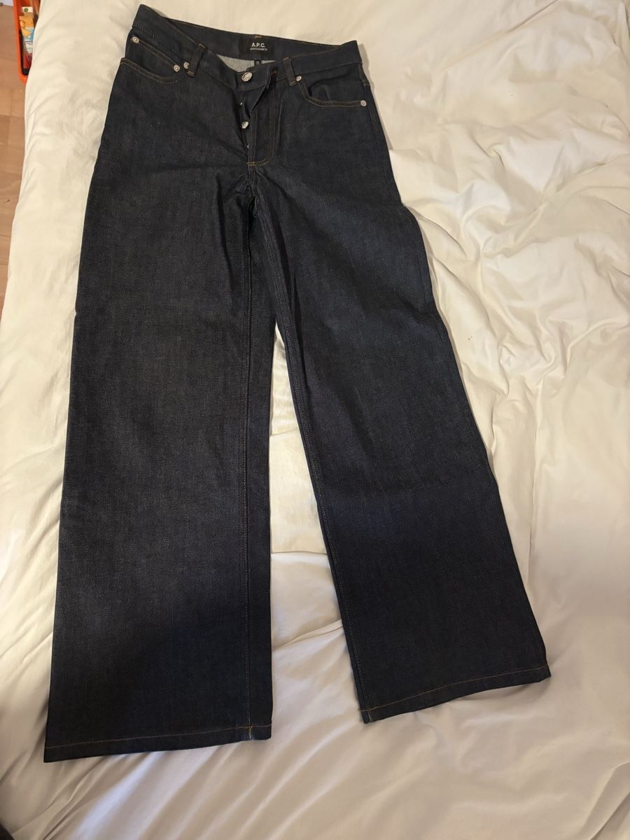 Apc Jeans: APC Jeans – Neu (gemäss Beschreibung) aus Rheinfelden von noe_np69
