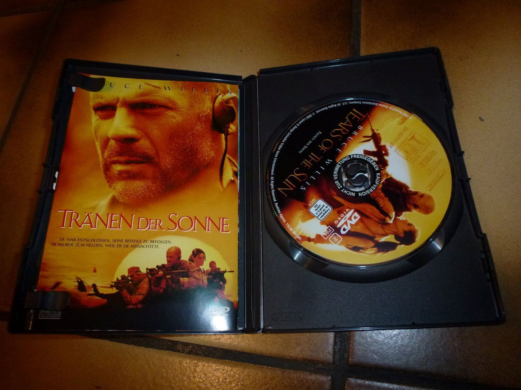 Tutti i DVDs: Tränen der Sonne DVD – Usato da Olten venduto da Disc-Verkauf 1