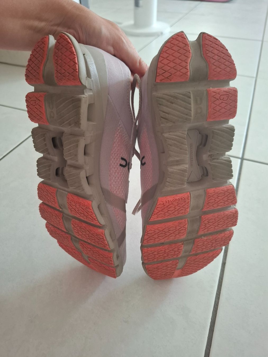 On Chaussures femmes: On Cloud X 4 AD Mauve Salmon – D'occasion à Diegten par Fashion017 7