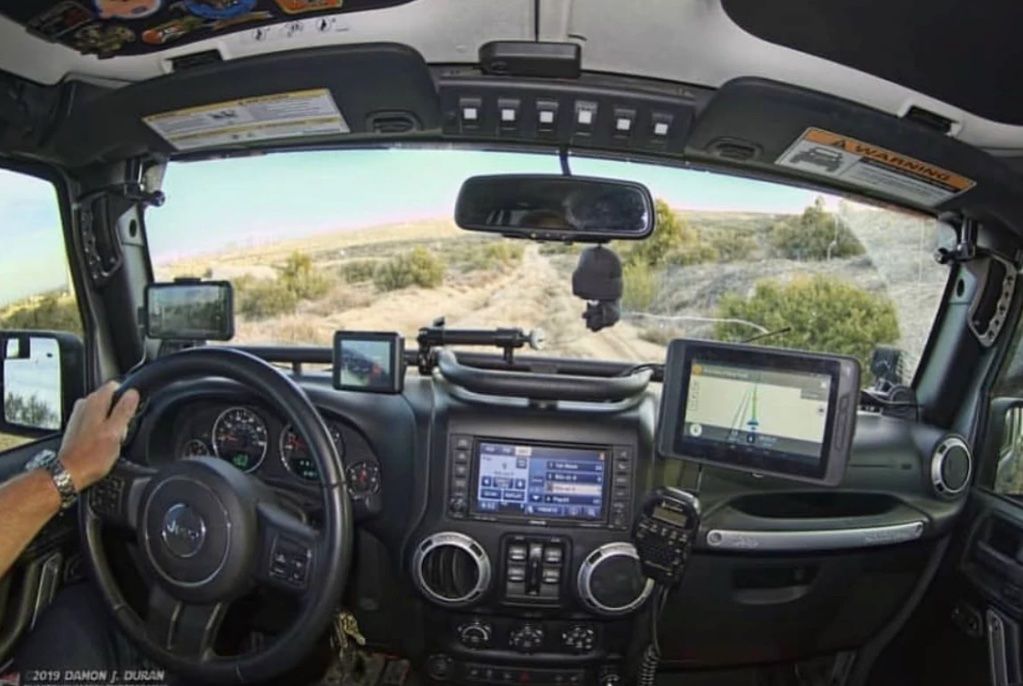 Supporti a parete: Jeep Wrangler Dash Bar - Vector Offroad – Nuovo (secondo la descrizione) da Thalwil venduto da Andi8800 1