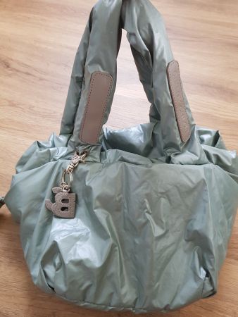 See by Chloé Tasche