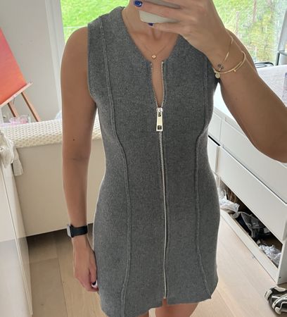 ZARA hailey BiebeGraues Strickkleid mit Reissverschluss Gr.