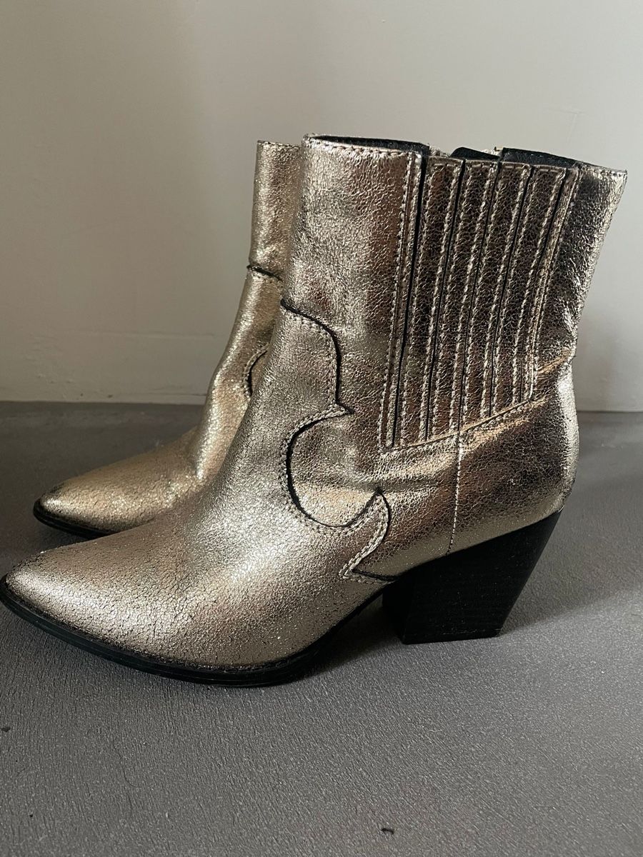 Scarpe da donna: Goldene Cowboy Boots – Usato da Sennwald venduto da jelenat94
