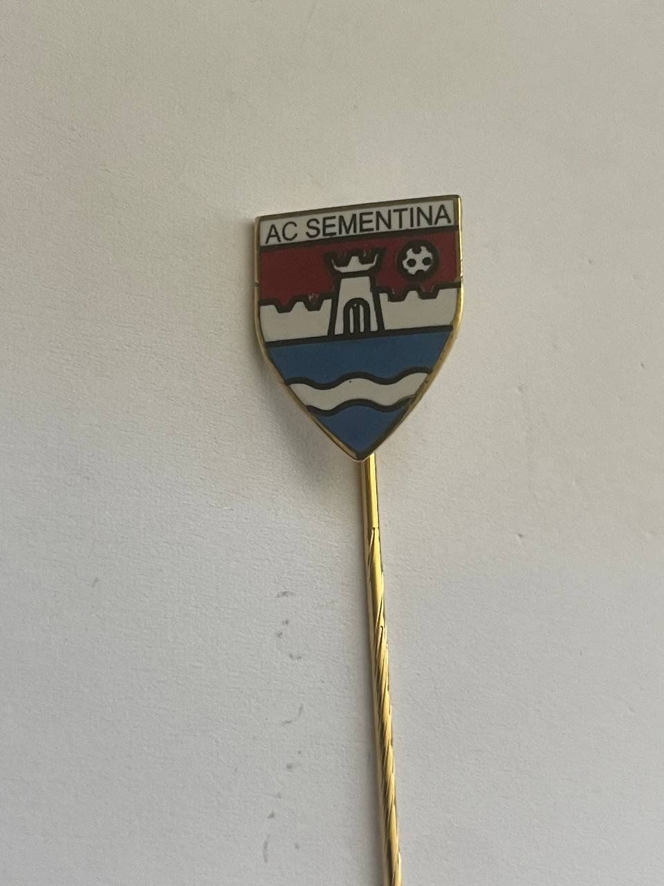 Placchette & Badge: 230. Anstecknadel - AC Samentina – Usato da Luzern venduto da Irek 1