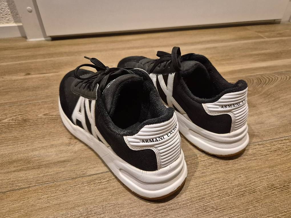 Armani Herrenschuhe: Armani Exchange Retro Runner Sportschuhe – Gebraucht aus Uerkheim von Pod23 1