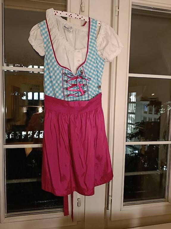 Vestiti: Dirndl – Usato da Zürich venduto da barbara063 1