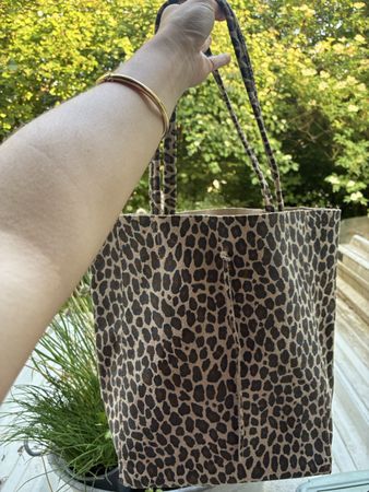 Ledertasche 100% mit Leo-Print aus Italien mit Innenfach