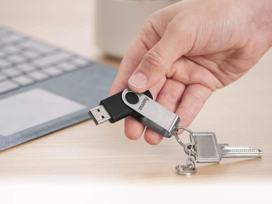 Apple Software: Apple macOS 10.13 High Sierra, Operating system bootable USB – Nuovo (secondo la descrizione) da Gerlafingen venduto da PC-Help-Zuchwil-GmbH 1