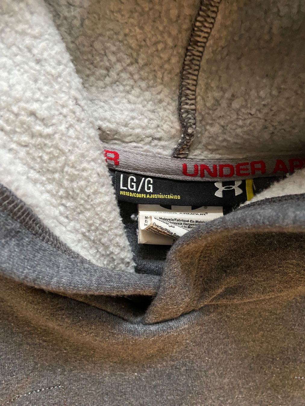 Under Armour Pullover & Sweatshirts: Under Armour Pulli Gr. L – Gebraucht aus Muttenz von bargain_hunter 1