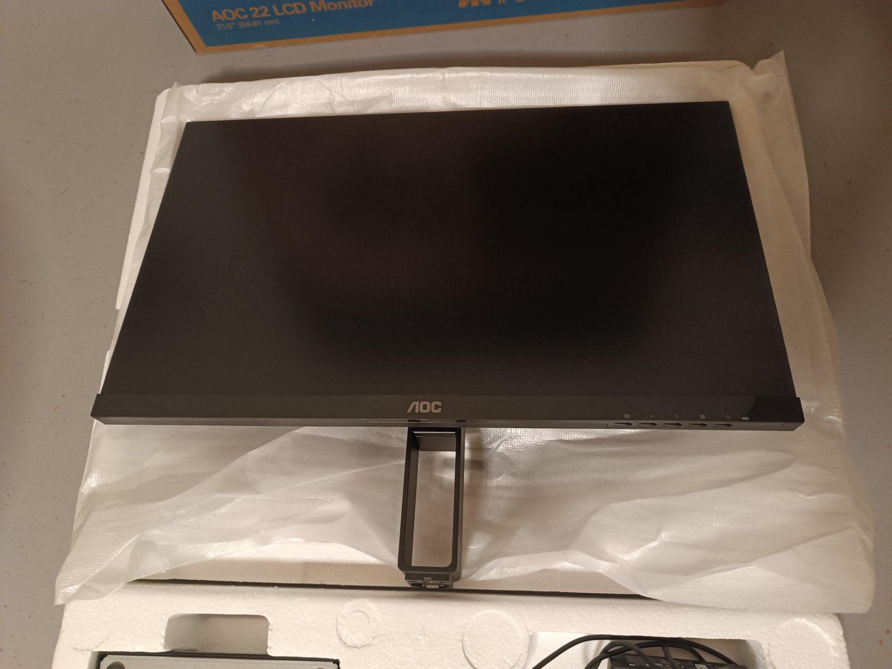 AOC Monitore: Monitor AOC 22v2q – Gebraucht aus Fislisbach von vogelparadies 4