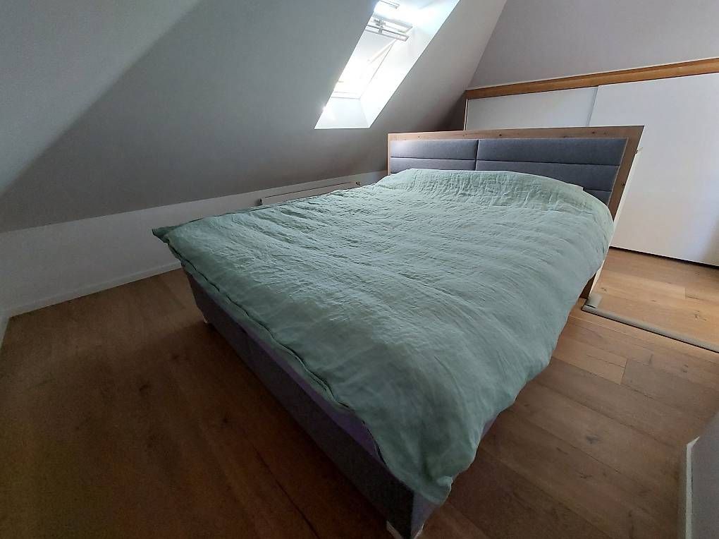 Lits: Lit Boxspring 180x200 avec rangement – D'occasion à Neuchâtel par jam_6mrn