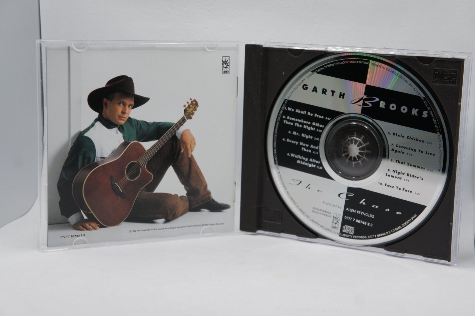 CDs: CD Garth Brooks – The Chase – Gebraucht aus Ernetschwil von luisvonerni 2