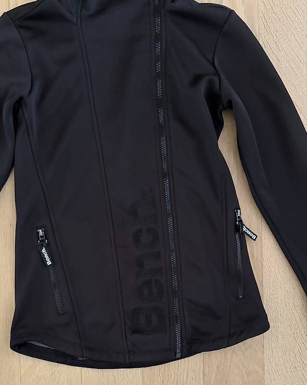Bench Jacken: Jacke Bench Gr. XS/S – Gebraucht aus Zürich von nop4 1