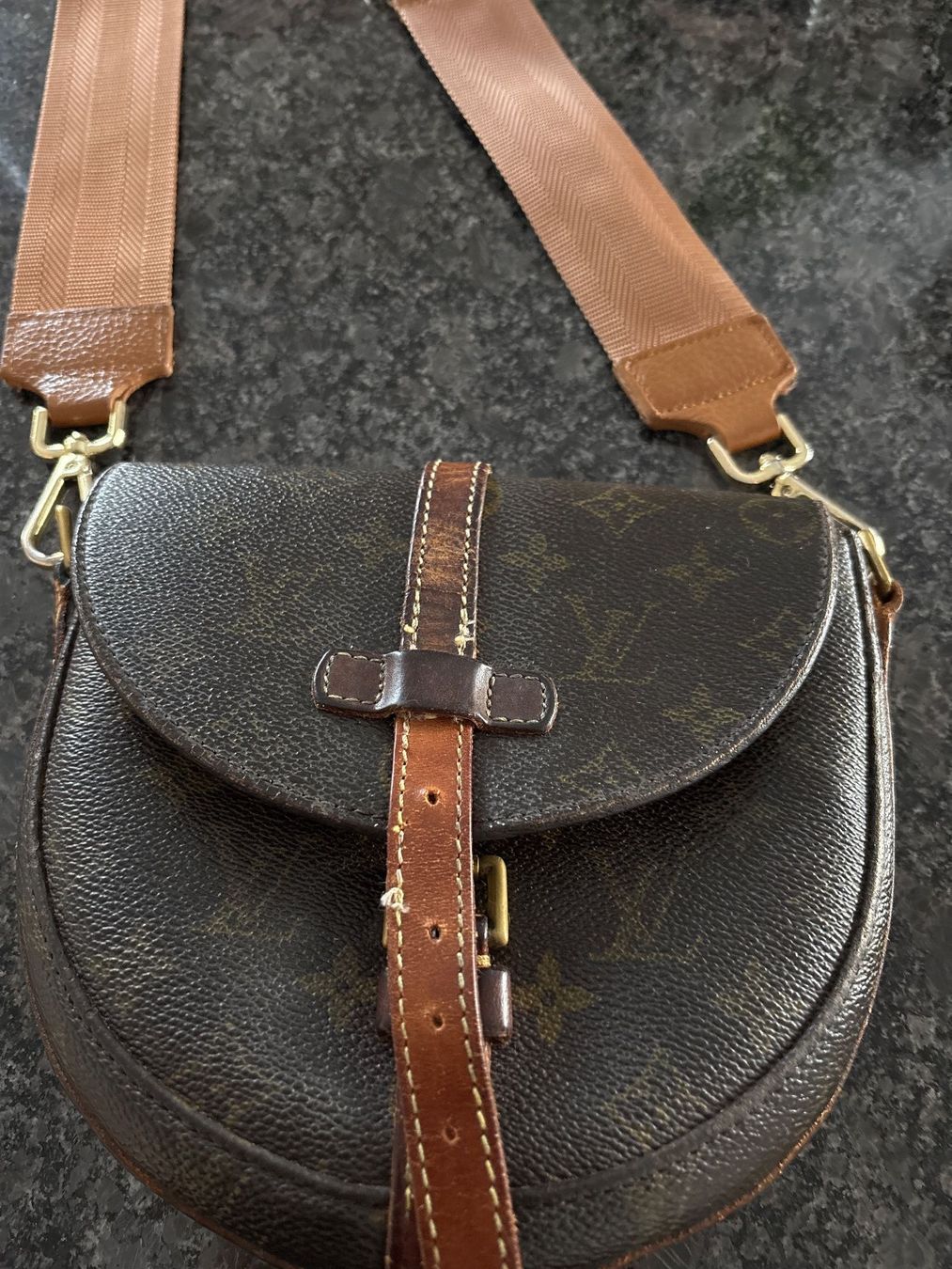 Louis Vuitton Taschen für Damen: Sac Chantilly Louis Vuitton occasion – Gebraucht aus Murten von Louis1954 6
