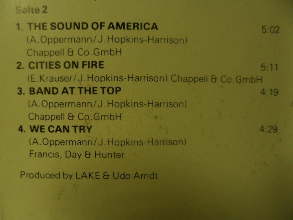 Musicassette: LAKE   Hot Day – Nuovo (secondo la descrizione) da Langnau i. E. venduto da gf2_29jt 2