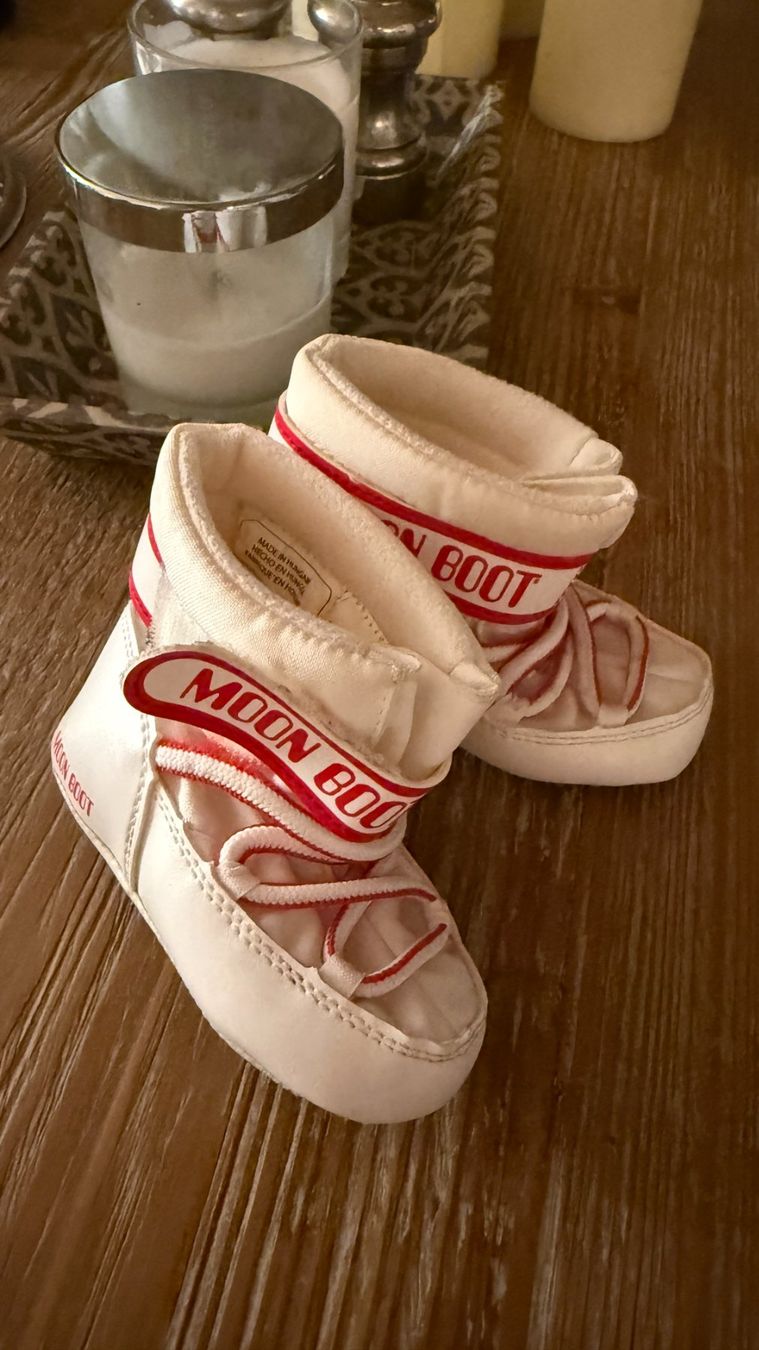 Moon Boot Scarpe per ragazzi: Baby Moonboot 19 20 – Usato da Kilchberg ZH venduto da selinaonadn