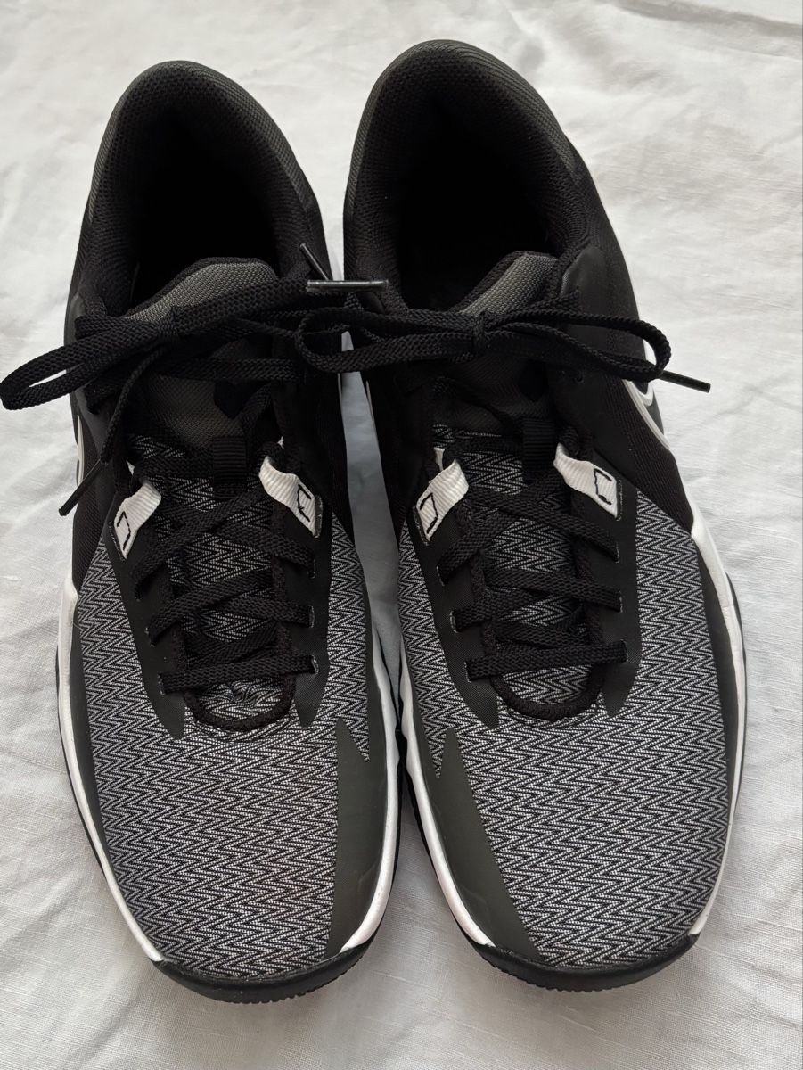 Nike Scarpe da uomo: Nike Precision 6 Basketball, Grösse 44 – Usato da Dietlikon venduto da Babies02