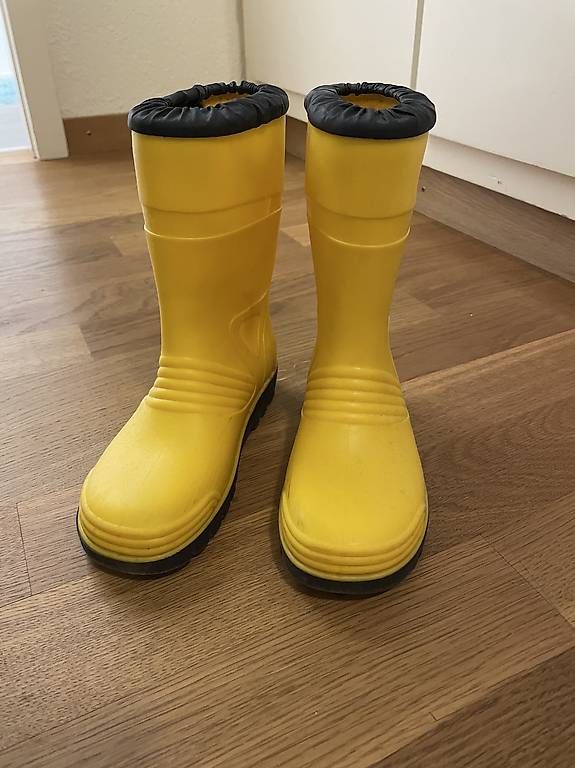 Chaussures garçon: Gummistiefel Gr. 29 – D'occasion à Zürich par save-resources
