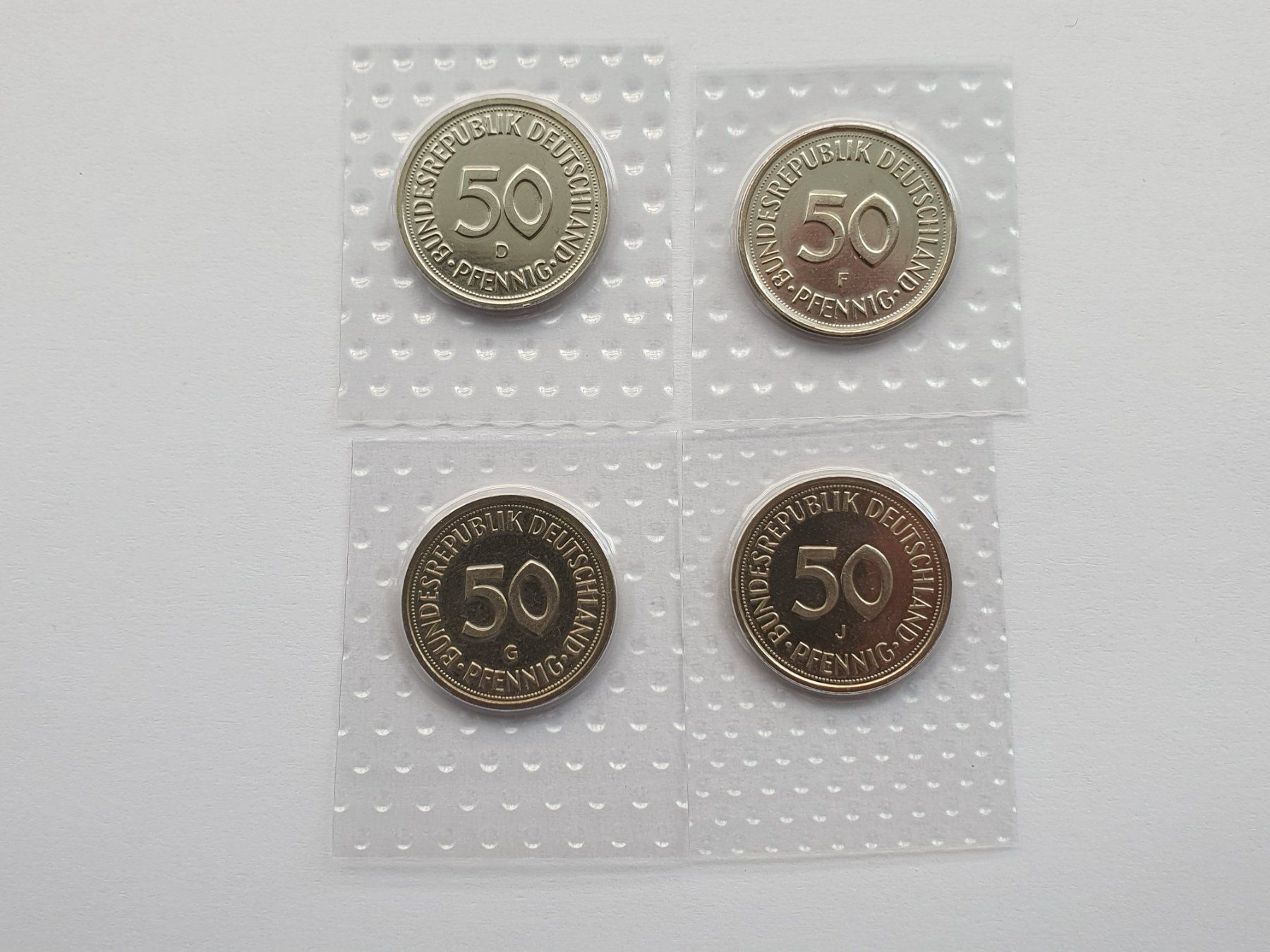 Tutti le monete: 50 Pfennig 1982 Stgl D-F-G-J – Nuovo (secondo la descrizione) da Pravidondaz venduto da LVtik