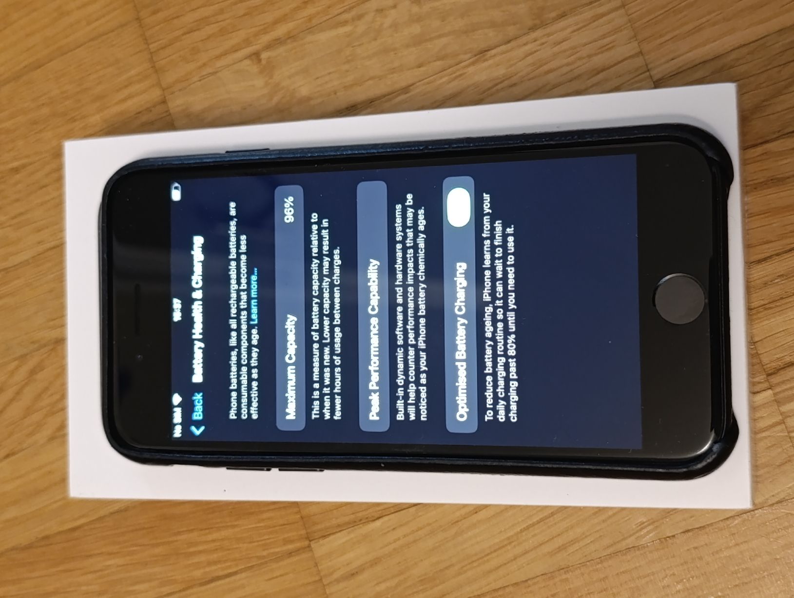 Apple Portables: iPhone SE 2022 256GB (3. Generation) – D'occasion à Luzern par mat_rc6g 4