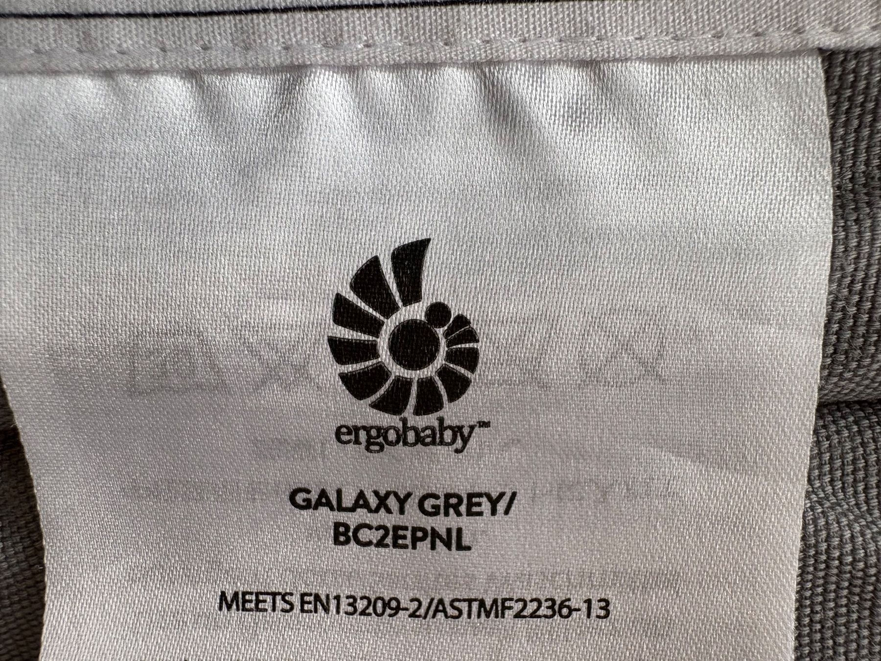 Ergo Baby Marsupi portabebè: Ergobaby Trage Galaxy Grey – Usato da Winterthur venduto da cam_jvg7 2