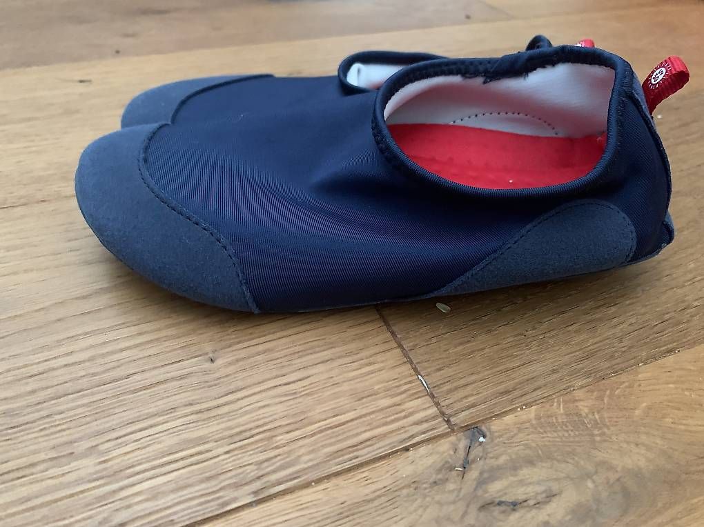 Reima Scarpe per ragazzi: Badeschuhe von Reima Gr. 35 – Usato da Stallikon venduto da Lumi_11 2