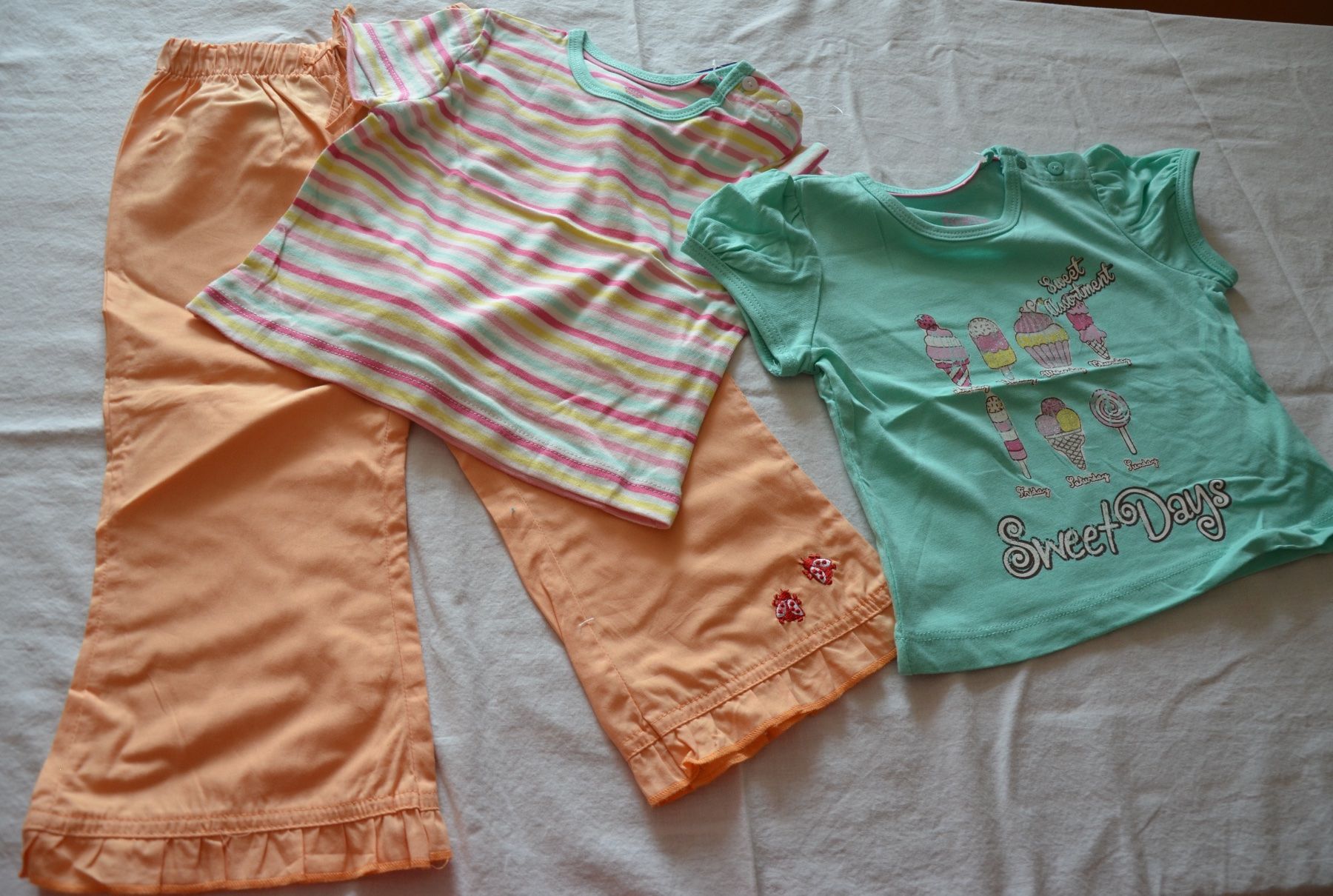 Lotti & Set di vestiti: TAILLE 86 - NEU - 3 STUCK – Nuovo e nell'imballaggio originale da Chiasso venduto da Dolly015