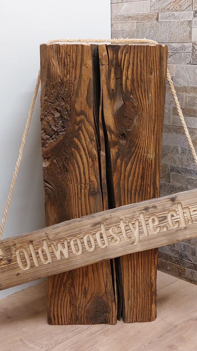 Tutte le decorazioni: Rustikale, massive und wunderschöne Altholzsäule / Dekosäule – Nuovo e nell'imballaggio originale da Egnach venduto da Oldwoodstyle 1