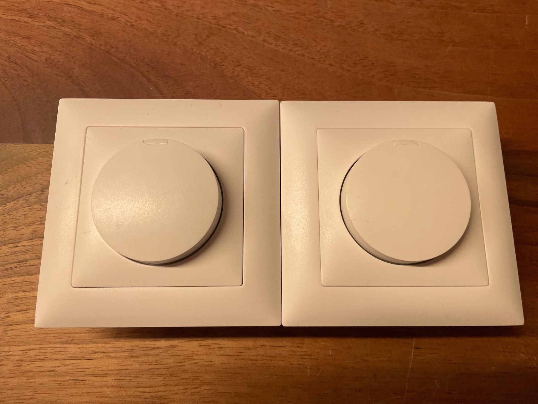 Feller Schalter: Feller Edizio Dimmer 40600.RL – Gebraucht aus Glattfelden von  1