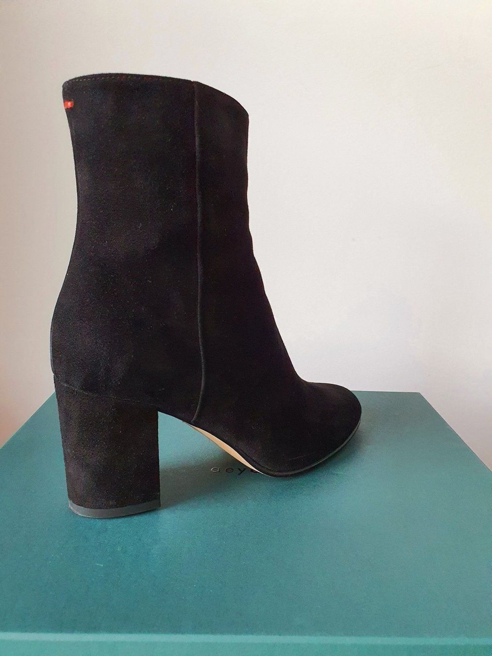 Scarpe da donna: Aeyde Ankle Boots aus Veloursleder – Usato da Weiach venduto da sim_8s27 4