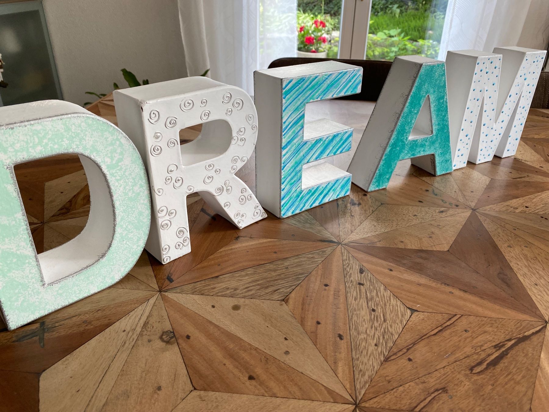 Tutte le decorazioni: DREAM Deko Buchstaben – Usato da Stadel b. Niederglatt venduto da sandart 1
